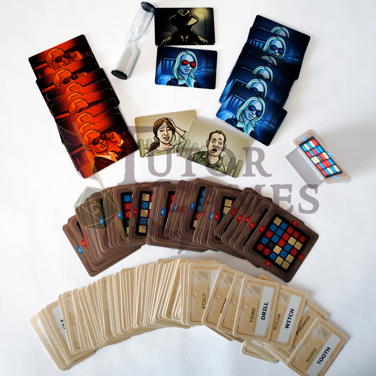 Codenames: Pictures, Board Game